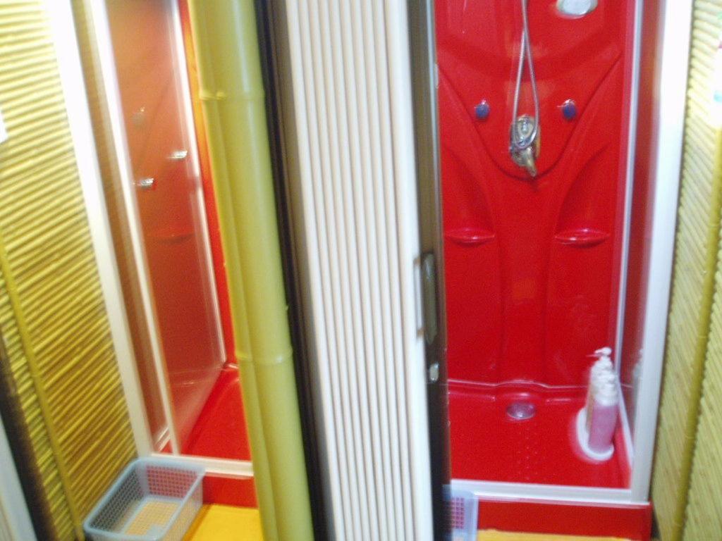 Capsule Hotel & Sauna Ikebukuro Plaza - Tokyo — Foto’s 2